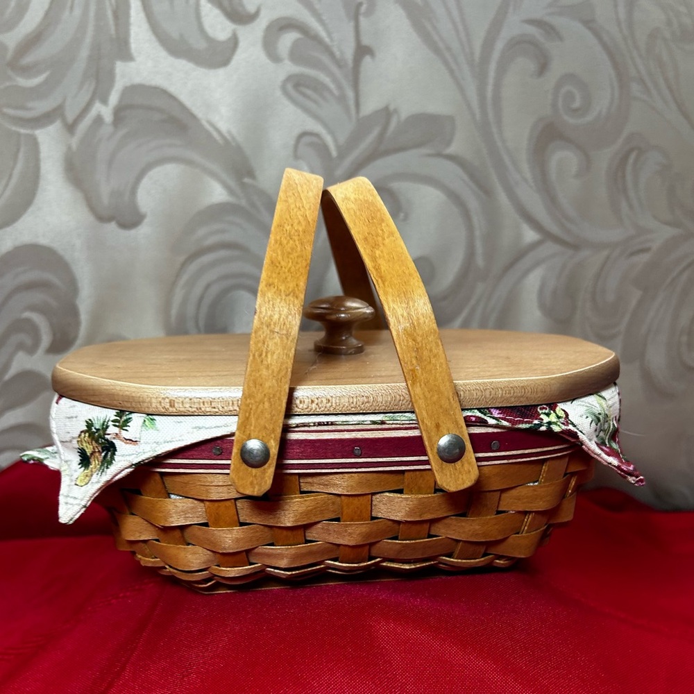 Longaberger Retired Tree Trimming Basket, Red Holiday, Double Seing Handle